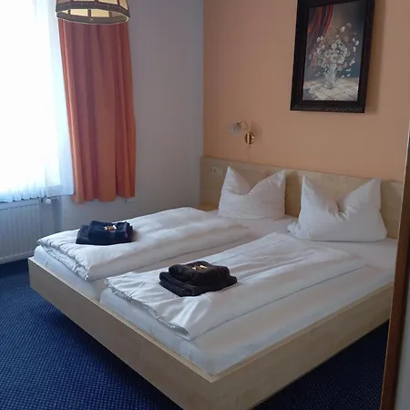 Hotell Burgwald 3*