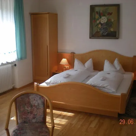 Otel Burgwald 3*
